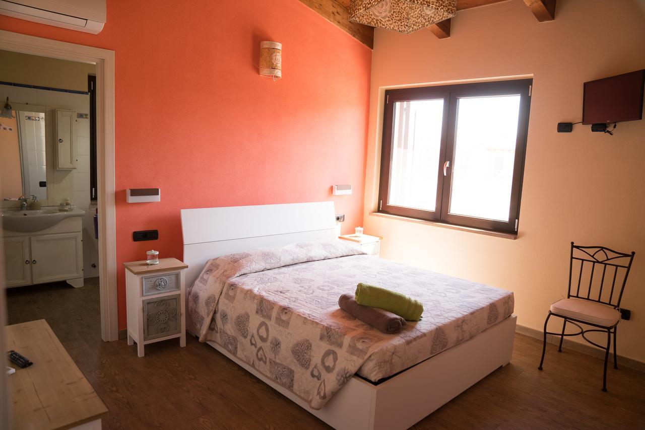 Room & Breakfast Le Magie Sindia Екстер'єр фото