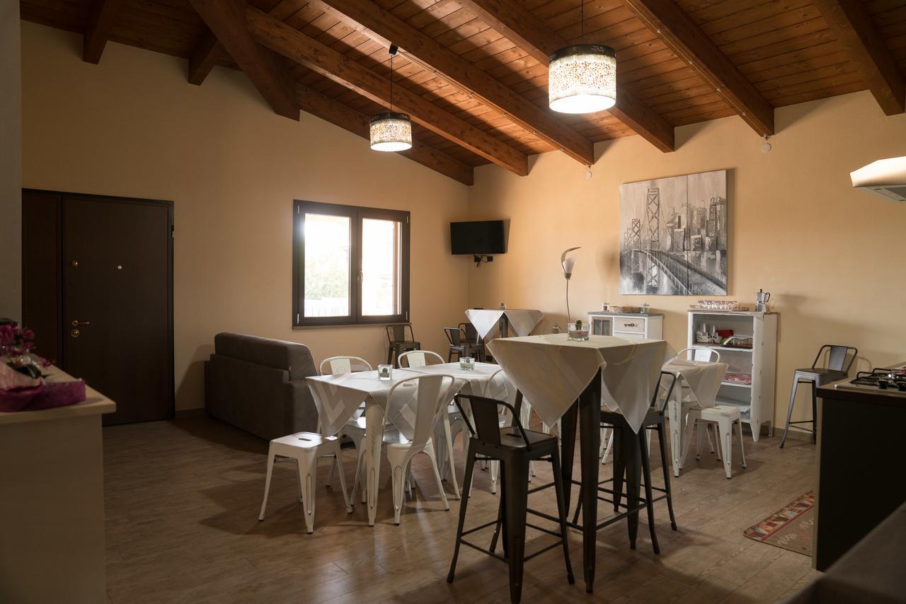 Room & Breakfast Le Magie Sindia Екстер'єр фото
