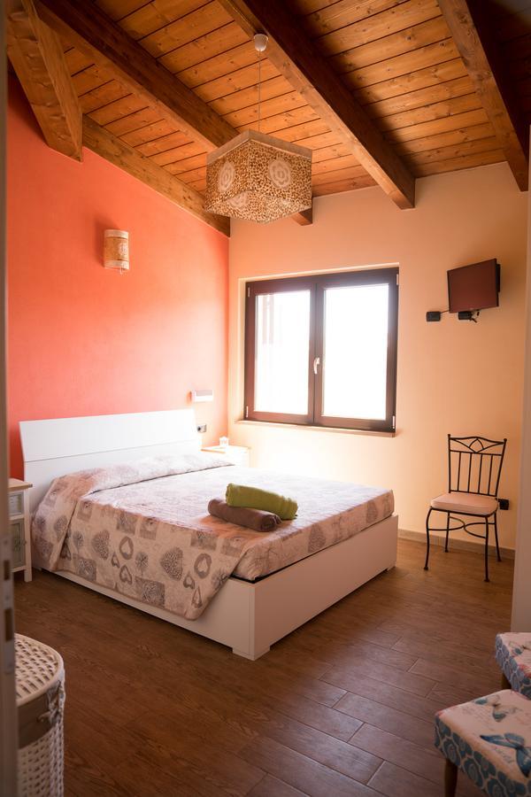 Room & Breakfast Le Magie Sindia Екстер'єр фото